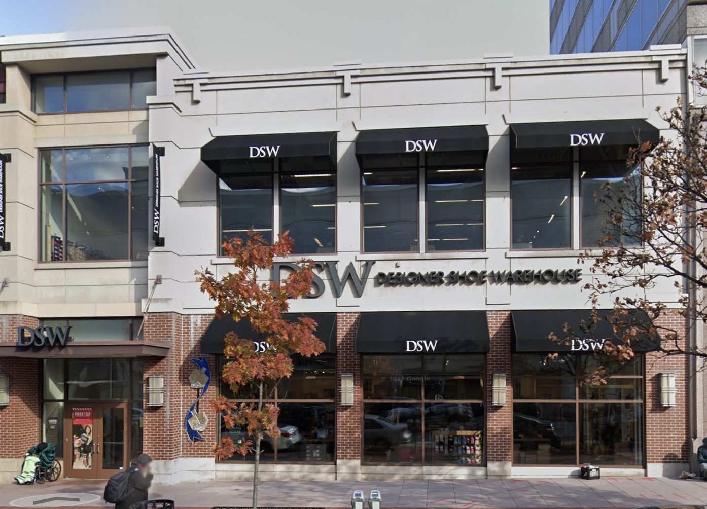 DSW storefront, Washington DC