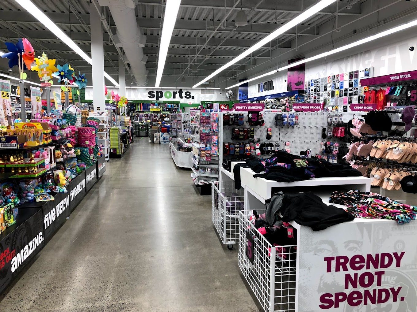 Five Below interior, Albany, NY