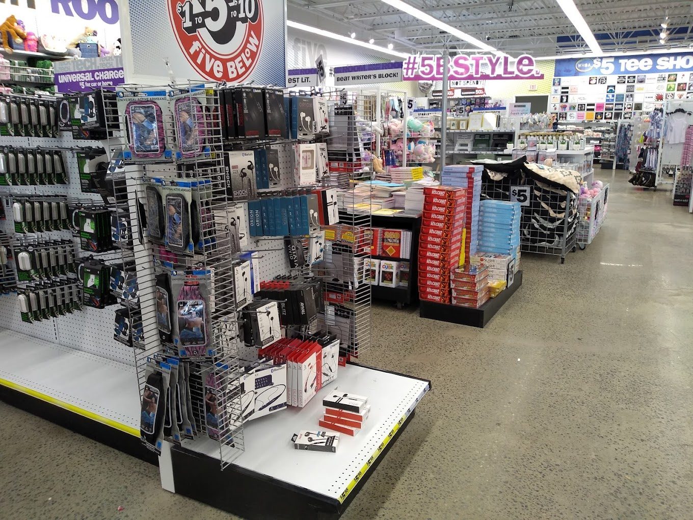 Five Below interior, Buffalo, NY