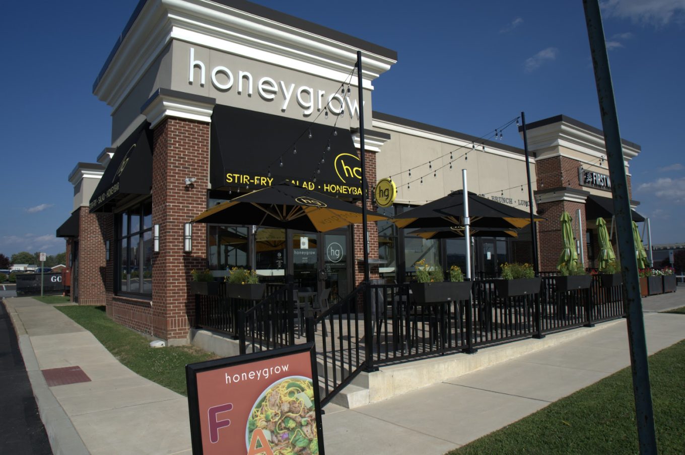 Honeygrow restaurant exterior, Exton PA