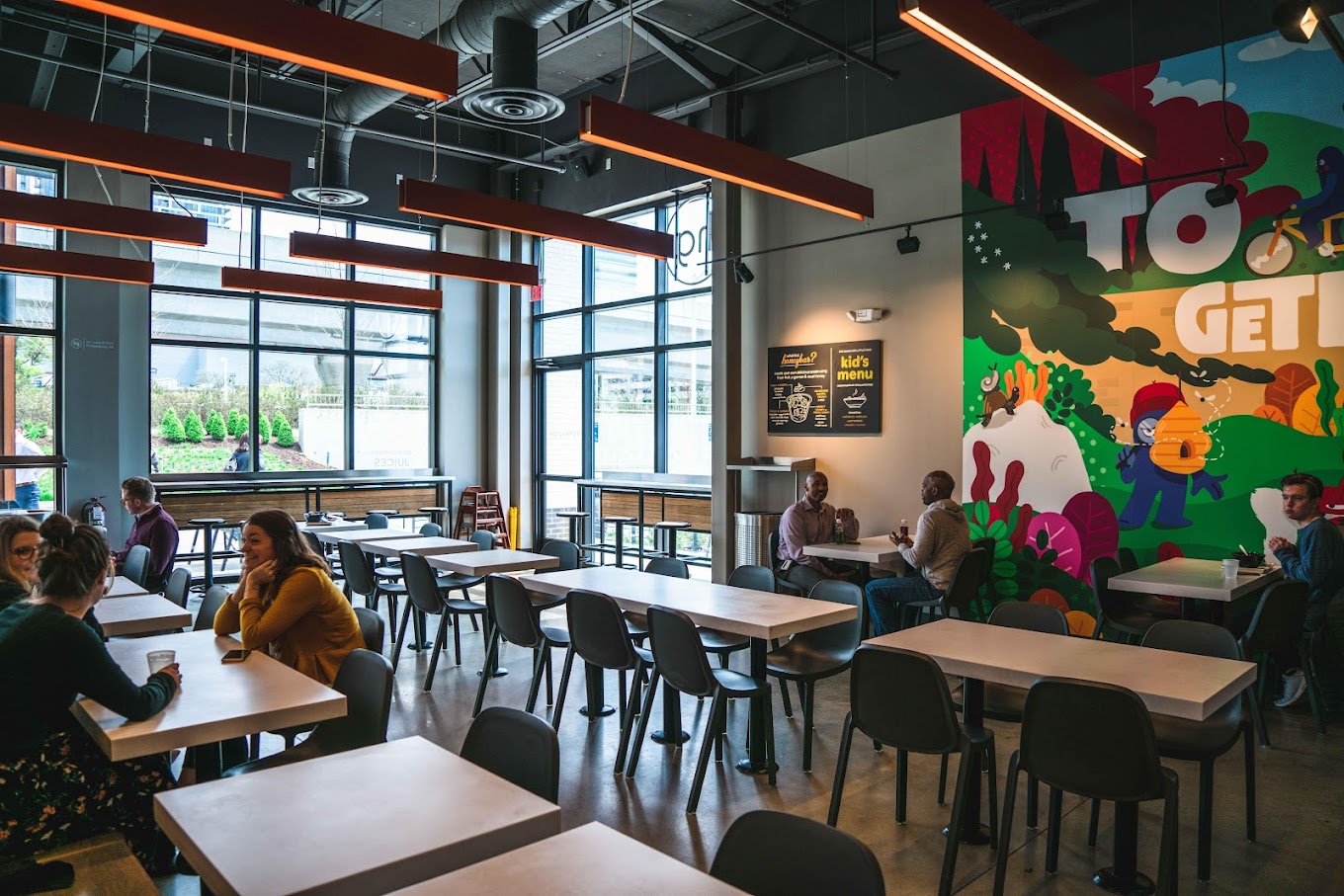 Honeygrow interior, Vienna, VA